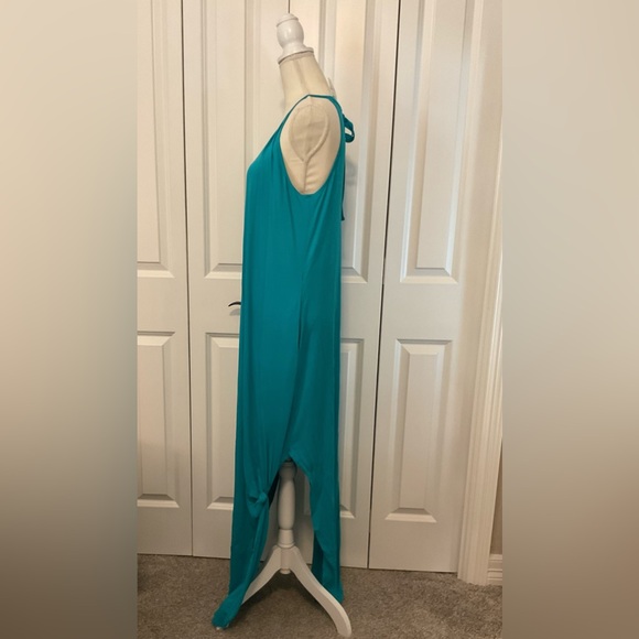 Elegant Teal Maxi Dress - Picture 6 of 15